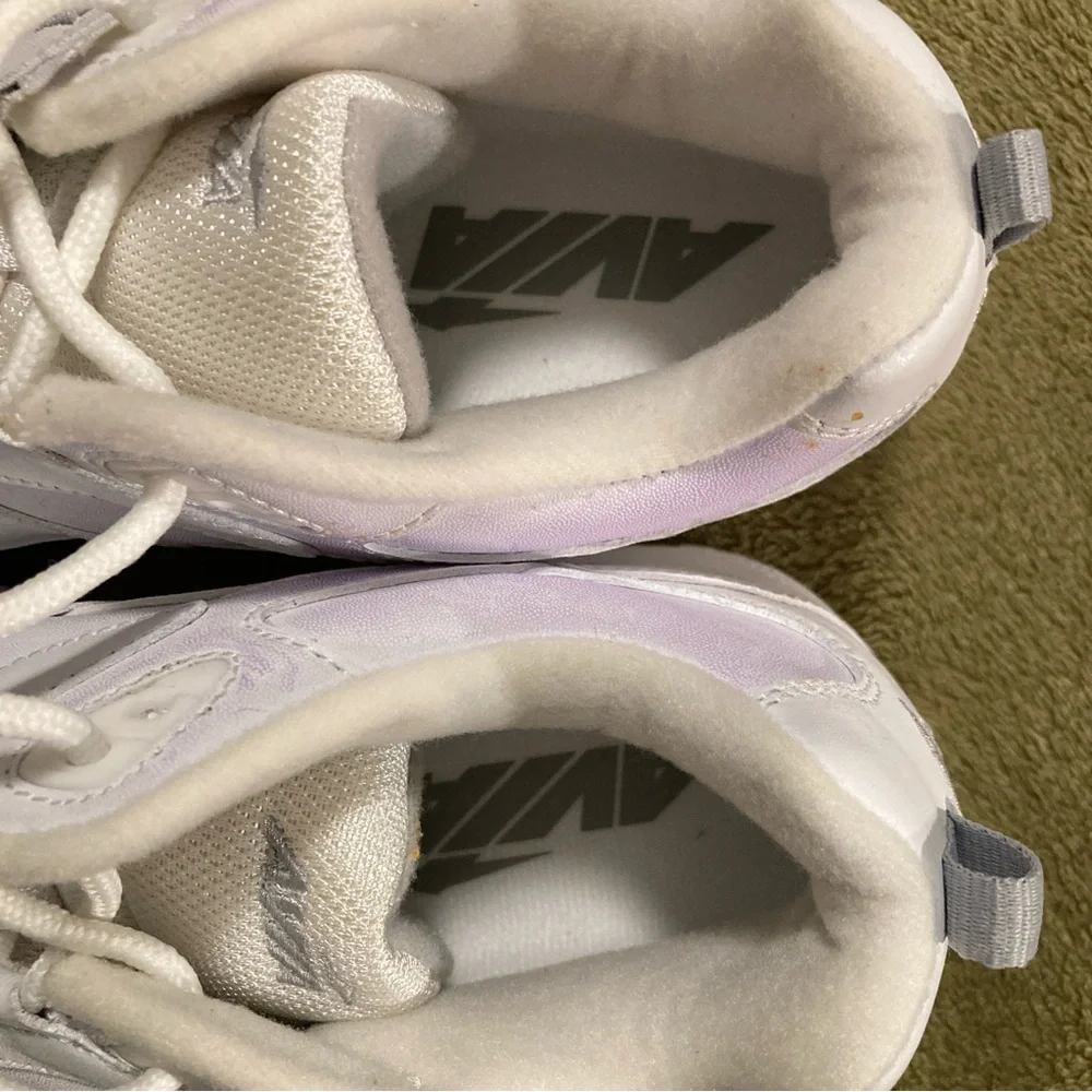 NIB Vintage Avia Walking Shoe Sneakers Size 8W